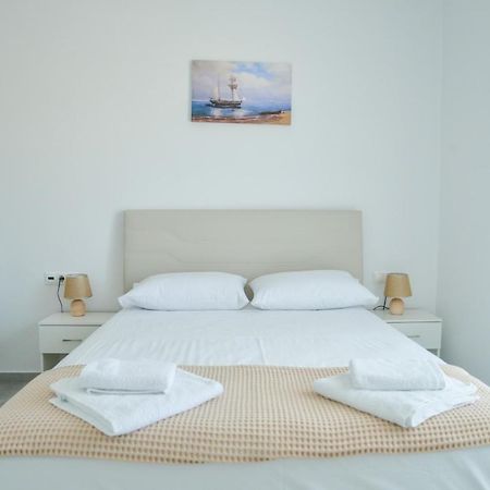 Zeras Apartments 阿达玛斯 外观 照片